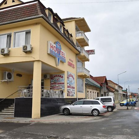Hostel GeAS I Caransebeş Exterior foto